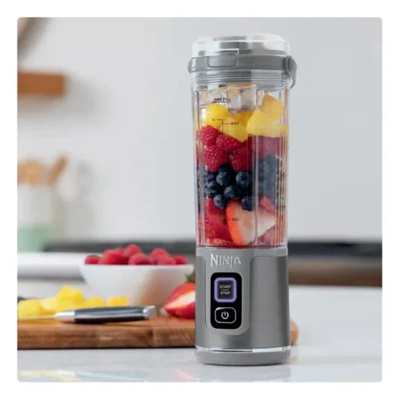 Ninja Blast 18oz. Portable Blender and Accessories